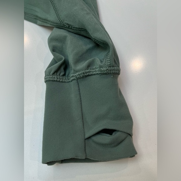 NWOT never worn lululemon define relaxed fit jacket grey eucalyptus sz 0 - Picture 9 of 16